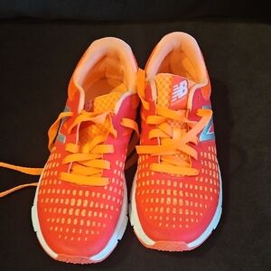 New Balance Pink and Orange Athletic Shoes Lightweight Breathable Design